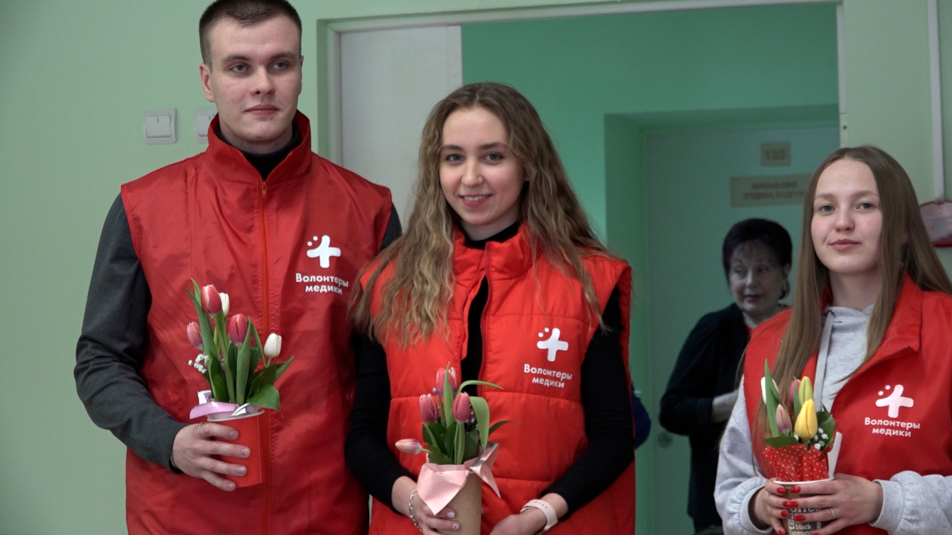 В Омске накануне 8 Марта в рамках проекта #МЫВМЕСТЕ проходит акция «Вам, любимые!»