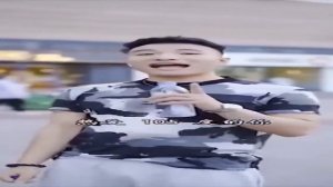 Супер айдол открыл рот и молчит (зачем он это делает?)