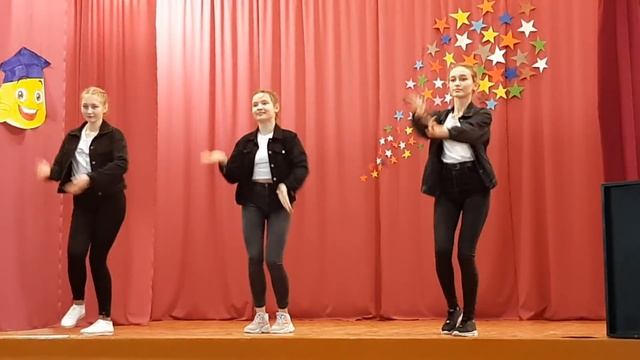 Современный танец девочек/Легкий танец. смотреть онлайн