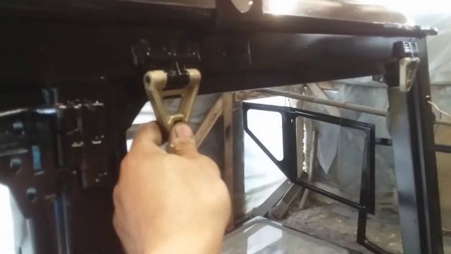 Востановленние МТЗ-82 замена петлей для установки без рамочных боковых форточек. смотреть онлайн