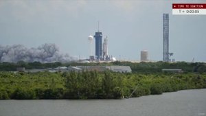 Статическое огневое испытание Falcon Heavy завершено