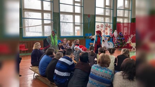 Новогодний утренник смотреть онлайн