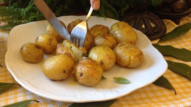 Мини картофель в духовке, запеченный с карри смотреть онлайн