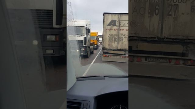 На "об'ездной "курские дальнобойщики устроили акци смотреть онлайн