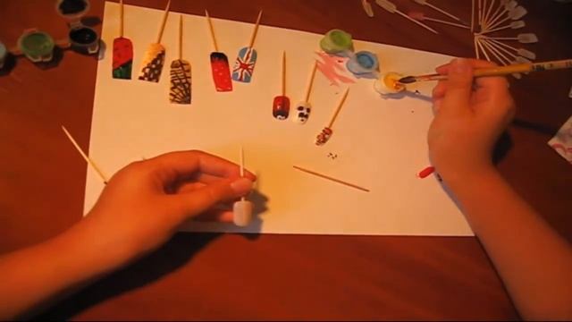 Учимся делать рисунки на ногтях, видео.как научиться рисовать на ногтях.Подарки Поделки с детьми! смотреть онлайн