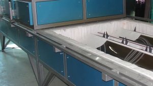 Автоматизированная пескоструйная установка для обработки стекла и зеркал