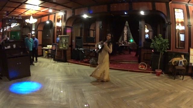 ГОР-РОЗИ-ГОАТАУН смотреть онлайн