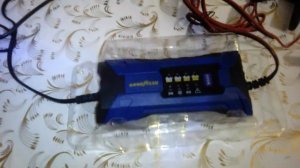 Гудиер зарядное устройство.