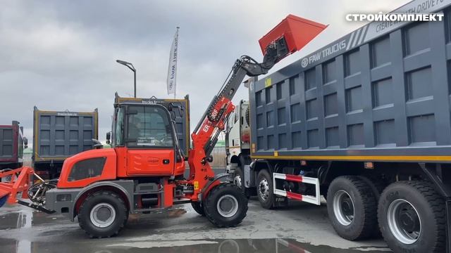 НОВИНКА! Телескопический фронтальный погрузчик со щеткой EVERUN ER1500F❄️