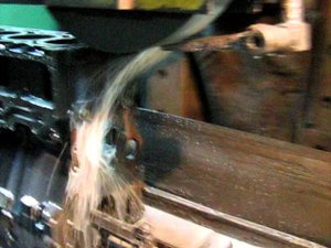 Resurfacing cylinder block PERKINS (Шлифовка блока PERKINS 1104D по привалочной плоскости.AVI