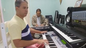 Yamaha Motif ES 6 - XF 6- Roland D50