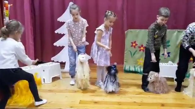 Детское занятие. Марионетки. Страусы и Собачки.