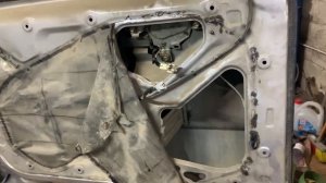 Toyota Land Cruiser 105-80. Ремонт задних дворников! Ищем причину поломки