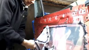 Как снять извлечь заменить стекла задней двери NISSAN LEAF (2015)demontaz zamiana szyby drzwi tyl