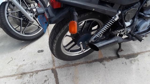 Honda VT500FT Ascot Exhaust Sound Sample Power Chamber Bypass and F1 Shortened смотреть онлайн