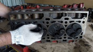 ГБЦ ISF 2.8 проверка направляющих клапана