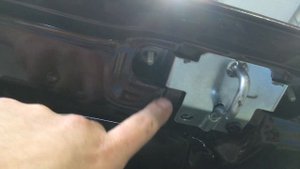 Установка пластиковой двери на НИВУ