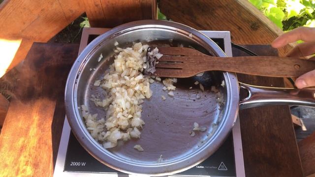 Грибной соус из лисичек со сметаной - быстрый рецепт к картофельному пюре и мясу смотреть онлайн