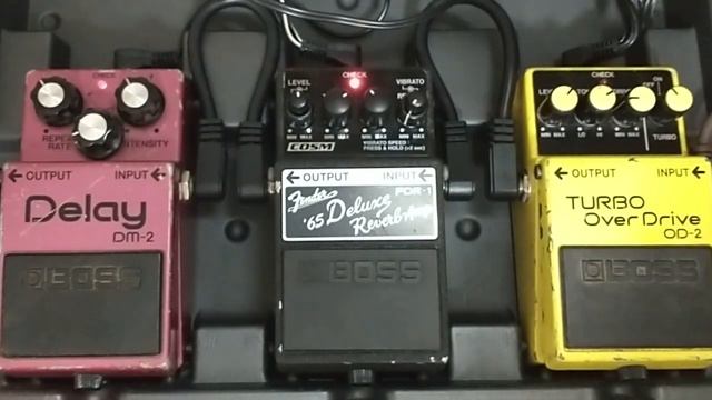 BOSS FDR-1 FENDER 65' DELUXE REVERB AMP смотреть онлайн