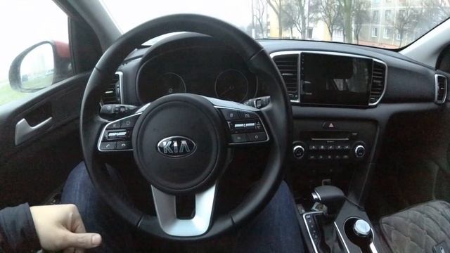 Сравнение Pirelli Iсe Zero FR с Nokian Hakkapelitta R2 от владельца.