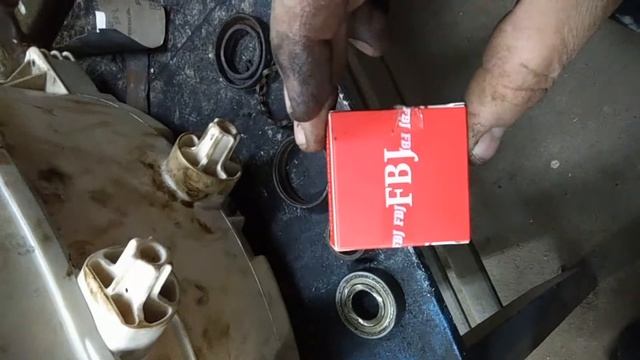 Замена подшипника в стиральной машине Zanussi смотреть онлайн