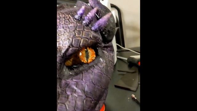 Homemade Dragon Costume смотреть онлайн