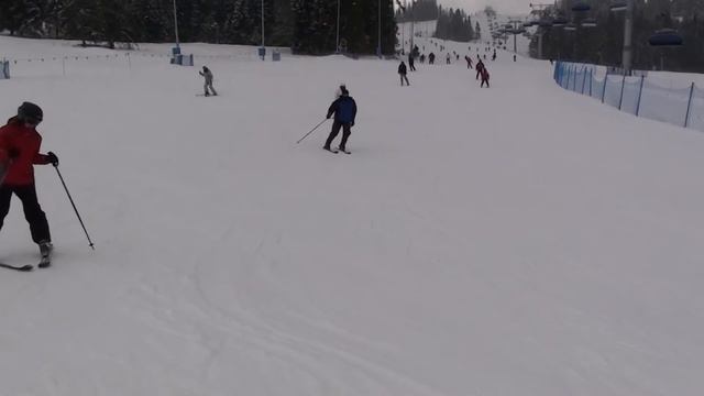 Калининградец Владимир Кравченко. Спуск на лыжах смотреть онлайн