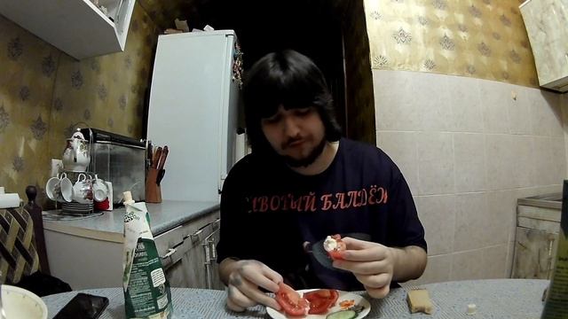 Вечерний обед и чуть не уснул за столом смотреть онлайн