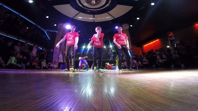 Breaking / Электрик смотреть онлайн