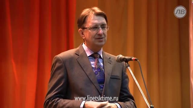 Старшеклассники Становлянского района посетил... смотреть онлайн