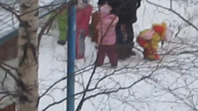 как гуляют ваши дети в детском саду смотреть онлайн