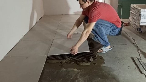 Укладка керамогранита, классика.