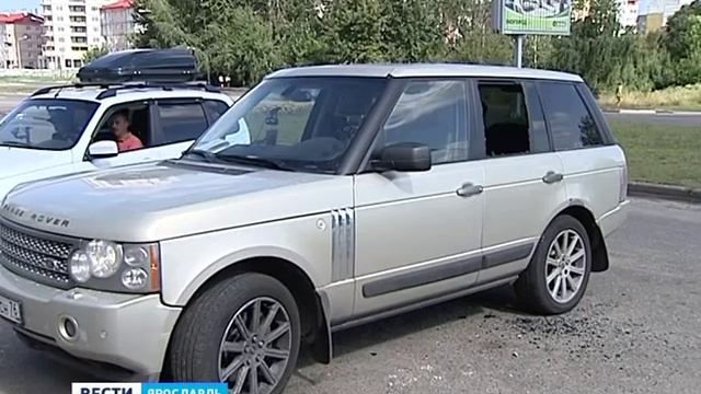 В Заволжском районе Ярославля бил фонтан горячей воды смотреть онлайн