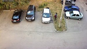 Скручивание колпачков с машины