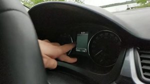 Skoda Rapid 1.6 Ambition 2014 Обнуляем сервисный интервал замены масла