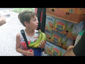 Мариуполь банановый день дети опять в восторге