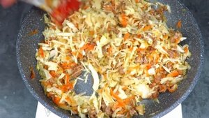 Простой ЗАЛИВНОЙ ПИРОГ МАННИК с капустой и фаршем Люда Изи Кук выпечка пирога cabbage meat pie