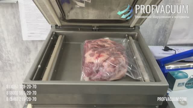Вакуум-упаковочная машина DZ-400 упаковка сырого мяса 5 кг .