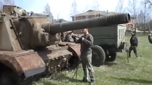 Обнаружен танк времен 2 й мировой  Запуск двигателя