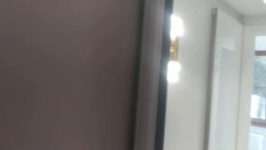 Шкаф-купе с безрамочными дверьми.