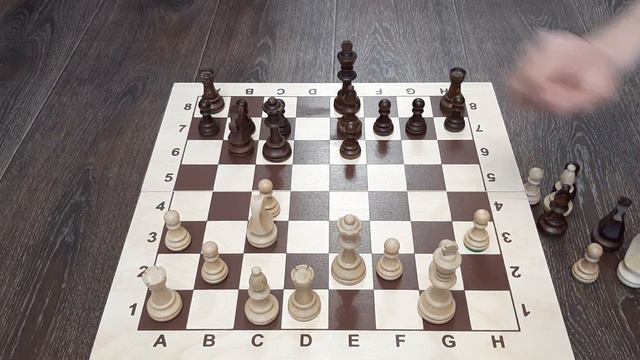 Сильнейший ход в защите Алехина | Шахматная задача смотреть онлайн