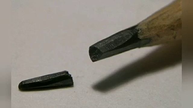 Что будет если съесть грифель от карандаша смотреть онлайн