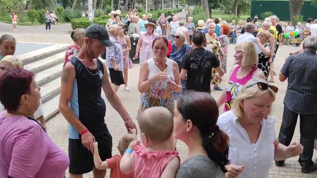 Танцы в центральном парке Бельц - 02 июля 2023 г.