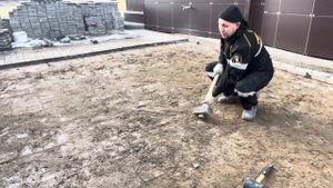ПРОВЕРЯЕМ НА ПРОЧНОСТЬ ЦЕМЕНТНО ПЕСЧАННОЕ ОСНОВАНИЕ ЛЕЖАВШЕЕ ПОД ТРОТУАРНОЙ ПЛИТКОЙ(БРУСЧАТКОЙ)