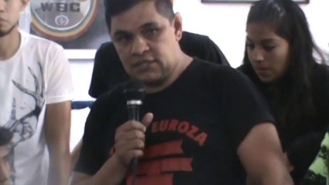 Alejandro Reyes anunció función de Box en Salón Fascinación смотреть онлайн