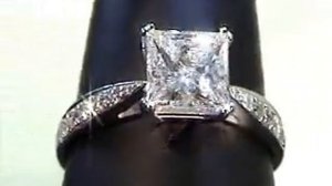 Engagement rings/Diamonds Ring/Помолвочные кольца. Кольцо с бриллиантом