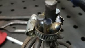 корзинки, шишки, фонарики из гвоздей