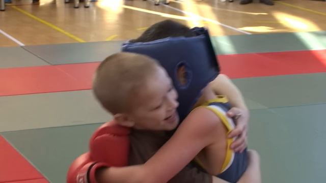 Видеоклип Узелок завяжется Узелок развяжется. смотреть онлайн