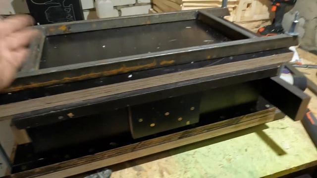 Перва заливка ппу в форму з фанери смотреть онлайн