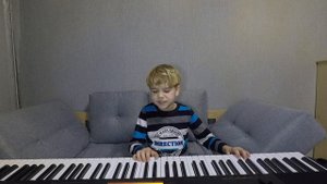 Руки вверх - Алешка (cover by kid 7 y.o.). Piano+vocal